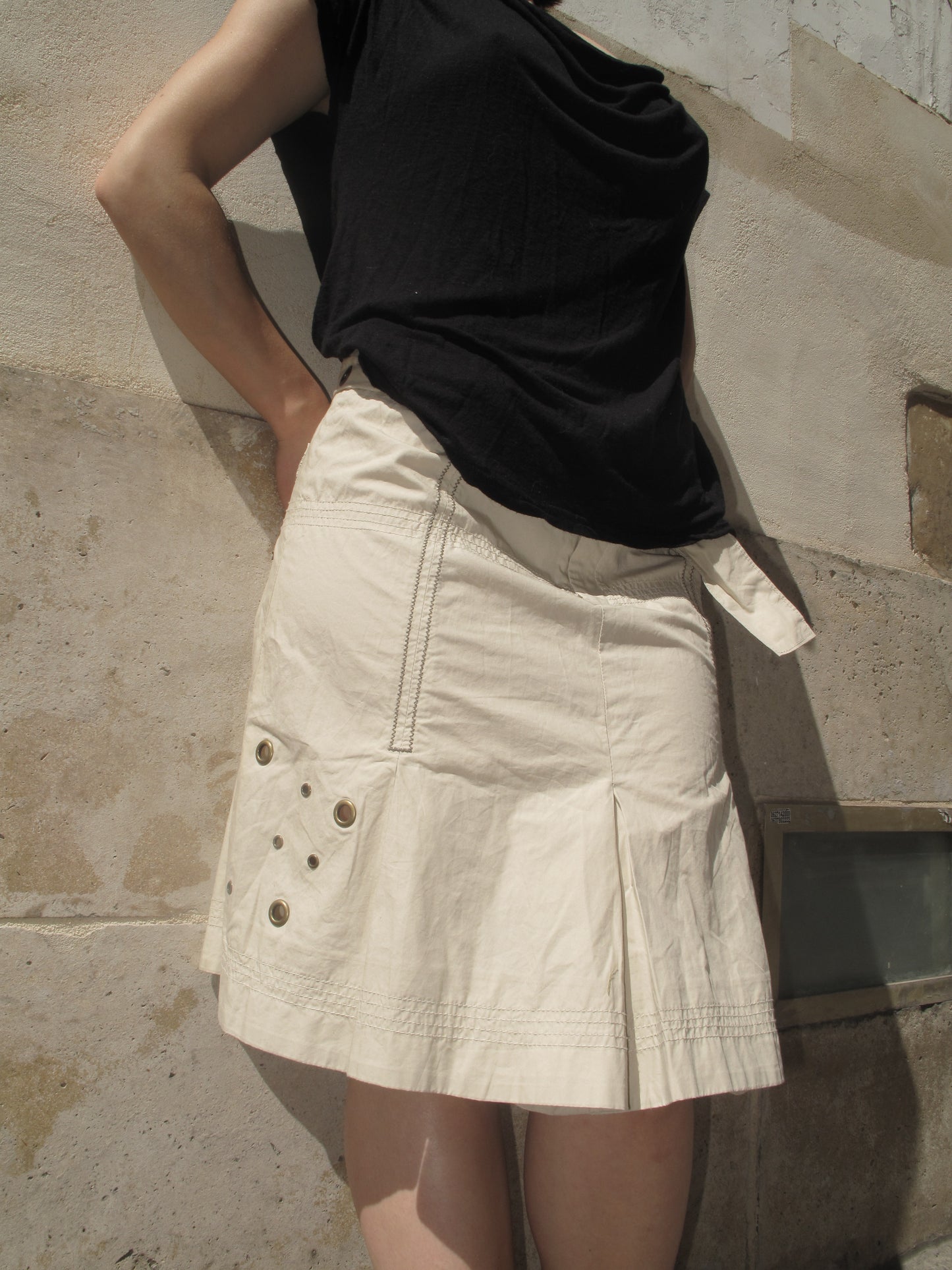 Jupe à oeillets